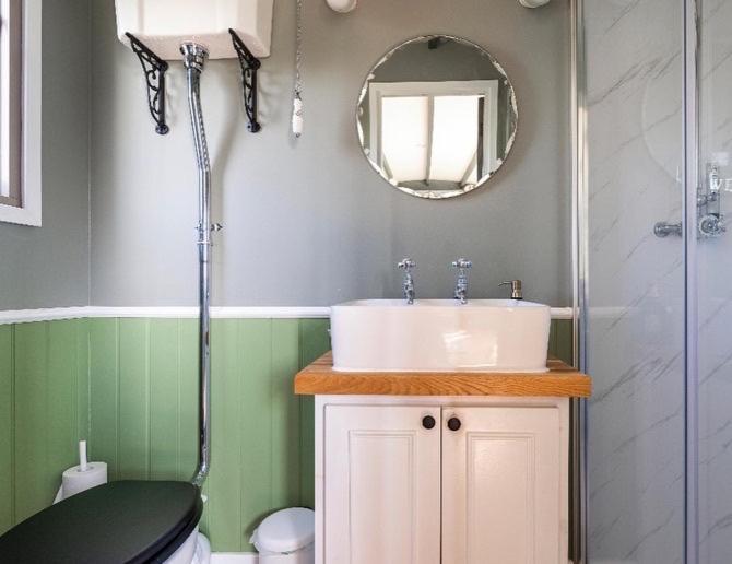 Old King William Shepherd Huts And Private Hot Tubs In North Norfolk Hunworth Bagian luar foto